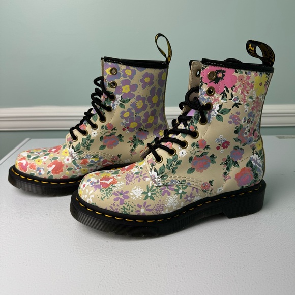 Dr Martens 1460 Floral Mash Up Leather Lace Up Boots Women’s Size 6 Docs NEW - Picture 8 of 10
